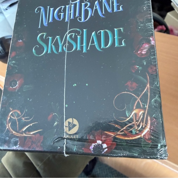 NEW Lightlark Saga Book Set - Picture 6 of 7